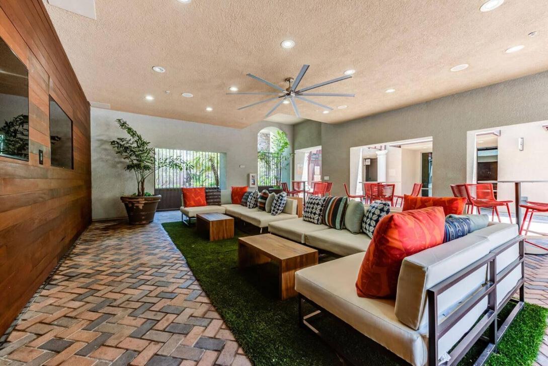 Woodland Hills Luxury Apt 2 Bed Ca Los Angeles Kültér fotó